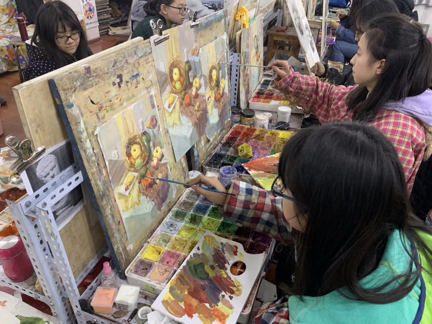 皮帽子画室色彩教学示范及日常训练